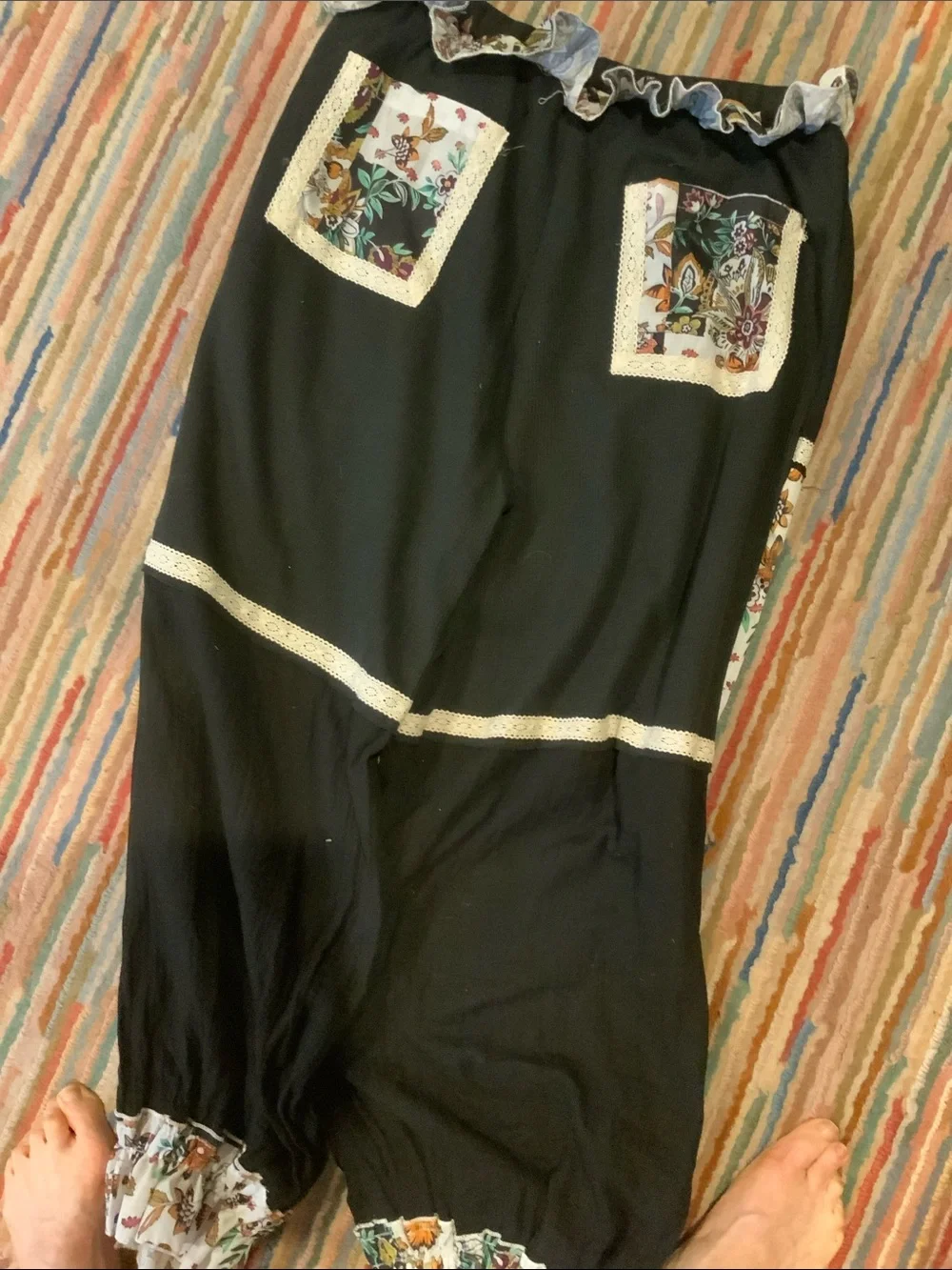 POL Patchwork Ruff Pants Size L Multicolor - Picture 2 of 9